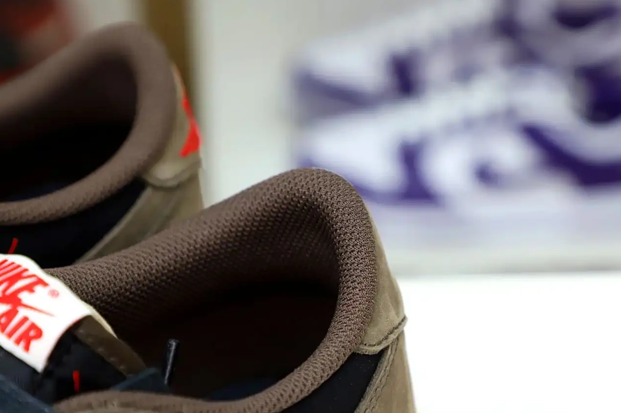 Travis SP Jordan TS x Jordan Air 1mLow OG Scott 0425